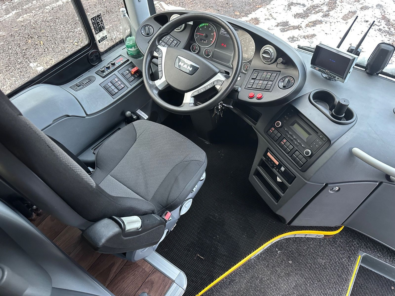 MAN R13 Lions Regio L (65Sitze*251 tKm) - Προαστιακό λεωφορείο: φωτογραφία 4 MAN R13 Lions Regio L (65Sitze*251 tKm) - Προαστιακό λεωφορείο: φωτογραφία 4