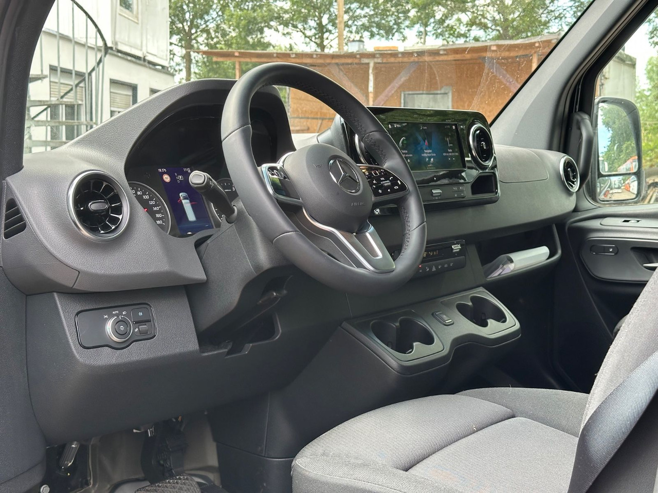 Mercedes-Benz Sprinter 519 CDi 4x4 H+L 360° Cam.*Navi*253.4 Km - Μικρό λεωφορείο, Επιβατικό βαν: φωτογραφία 3 Mercedes-Benz Sprinter 519 CDi 4x4 H+L 360° Cam.*Navi*253.4 Km - Μικρό λεωφορείο, Επιβατικό βαν: φωτογραφία 3