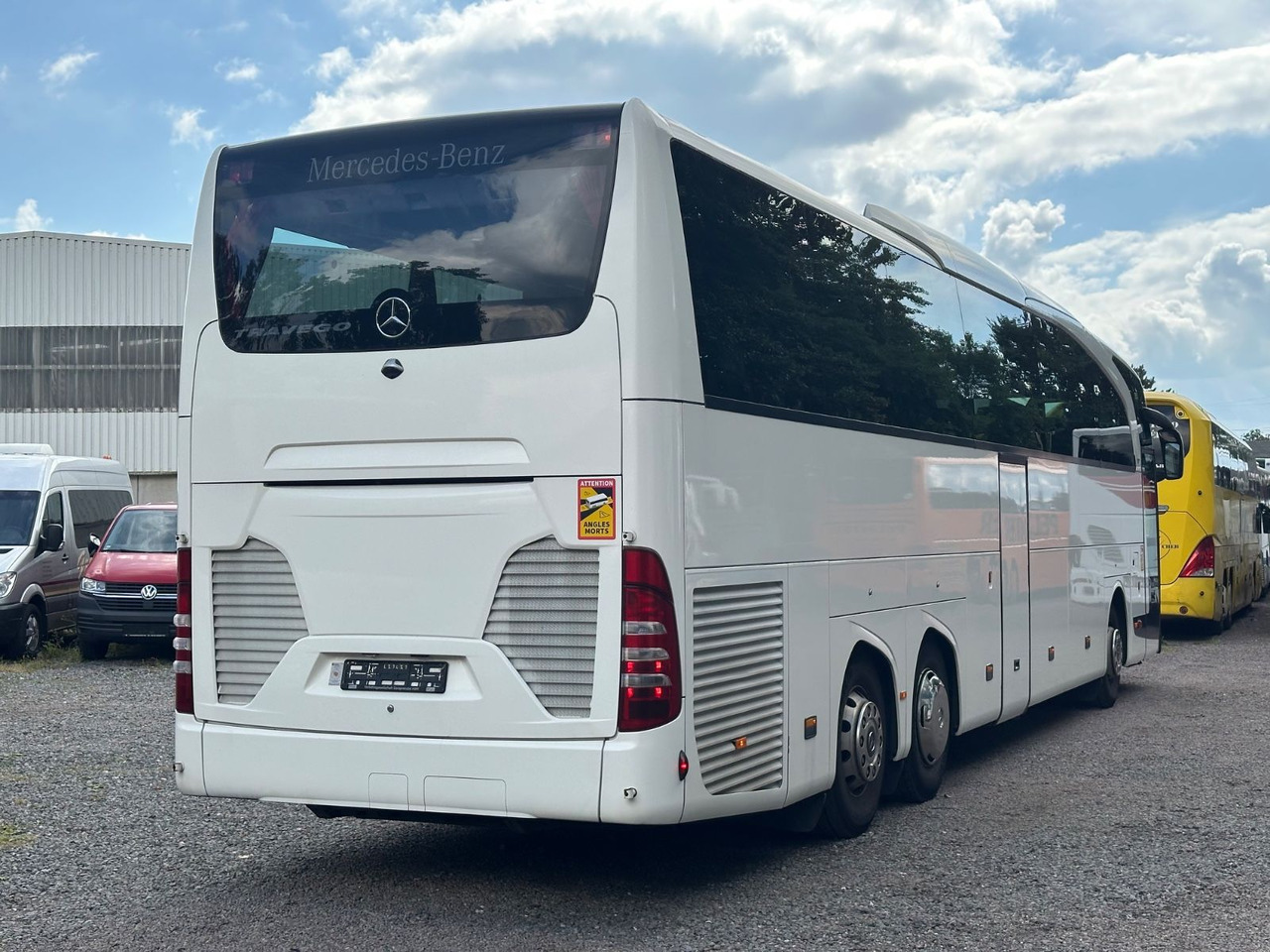 Mercedes-Benz Travego O580 16 RHD-M (LuxLine*Euro 6*TOP*DE) - Πούλμαν: φωτογραφία 3 Mercedes-Benz Travego O580 16 RHD-M (LuxLine*Euro 6*TOP*DE) - Πούλμαν: φωτογραφία 3