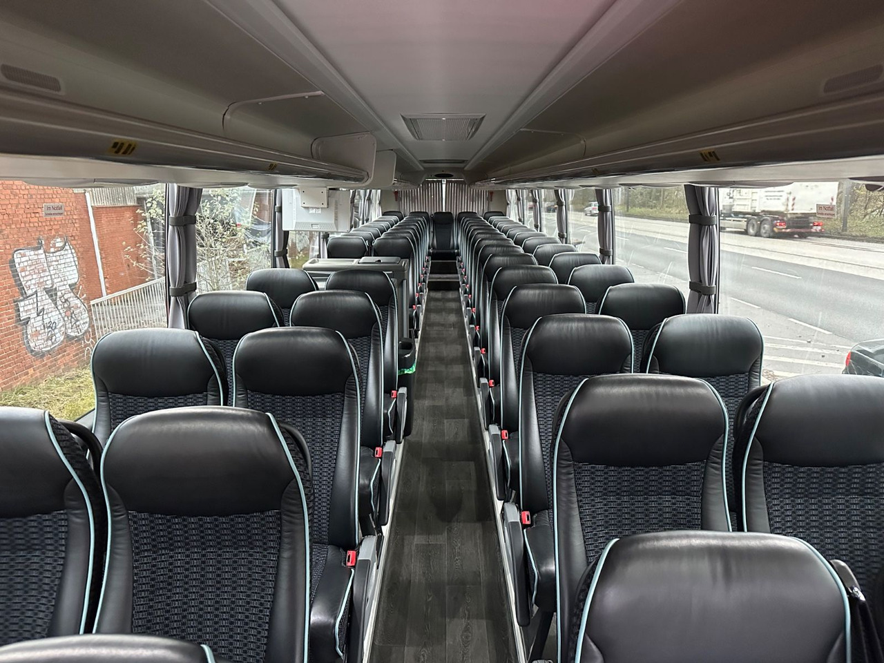 Scania Touring HD Higer 6X2 (86 tKm*59 Sitze) - Πούλμαν: φωτογραφία 5 Scania Touring HD Higer 6X2 (86 tKm*59 Sitze) - Πούλμαν: φωτογραφία 5