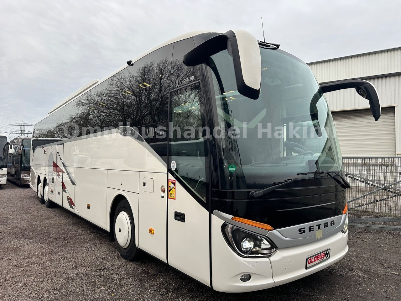 Setra S 517 HD (60 Sitze*Euro 6*DE-Bus) Setra S 517 HD (60 Sitze*Euro 6*DE-Bus) - Πούλμαν: φωτογραφία 2 Setra S 517 HD (60 Sitze*Euro 6*DE-Bus) Setra S 517 HD (60 Sitze*Euro 6*DE-Bus) - Πούλμαν: φωτογραφία 2