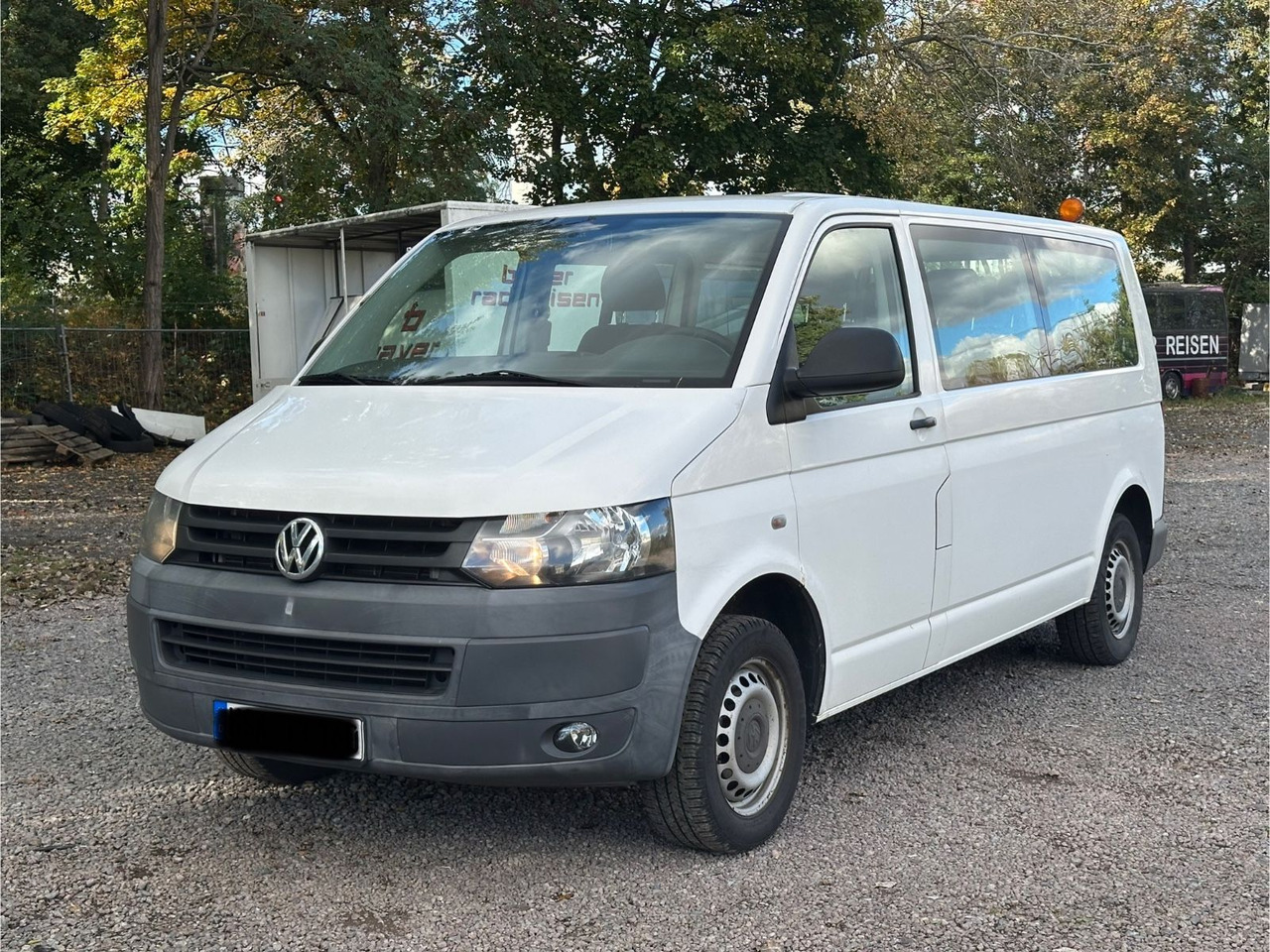 Volkswagen T5 Kombi - Επιβατικό βαν: φωτογραφία 1 Volkswagen T5 Kombi - Επιβατικό βαν: φωτογραφία 1